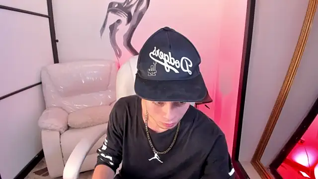 Stripchat gay sex cam MarcusCollinss_