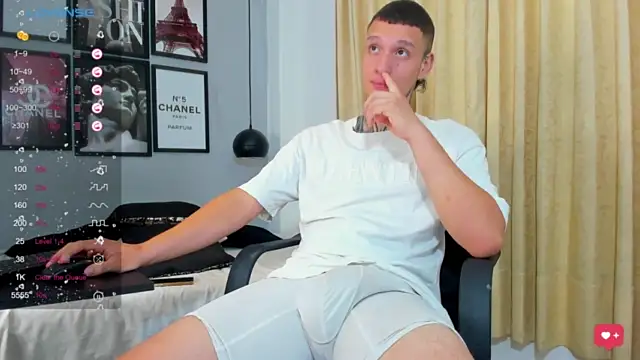 Stripchat gay sex cam matthewJones1